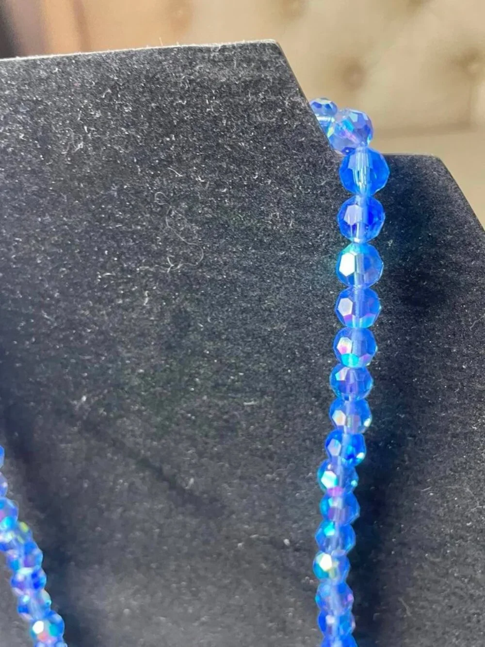 VTG Sparkling Blue Faceted Crystal Glass Beads Long Necklace Decorative Clasp